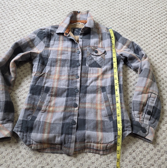 Jetty shacket - Picture 4 of 8